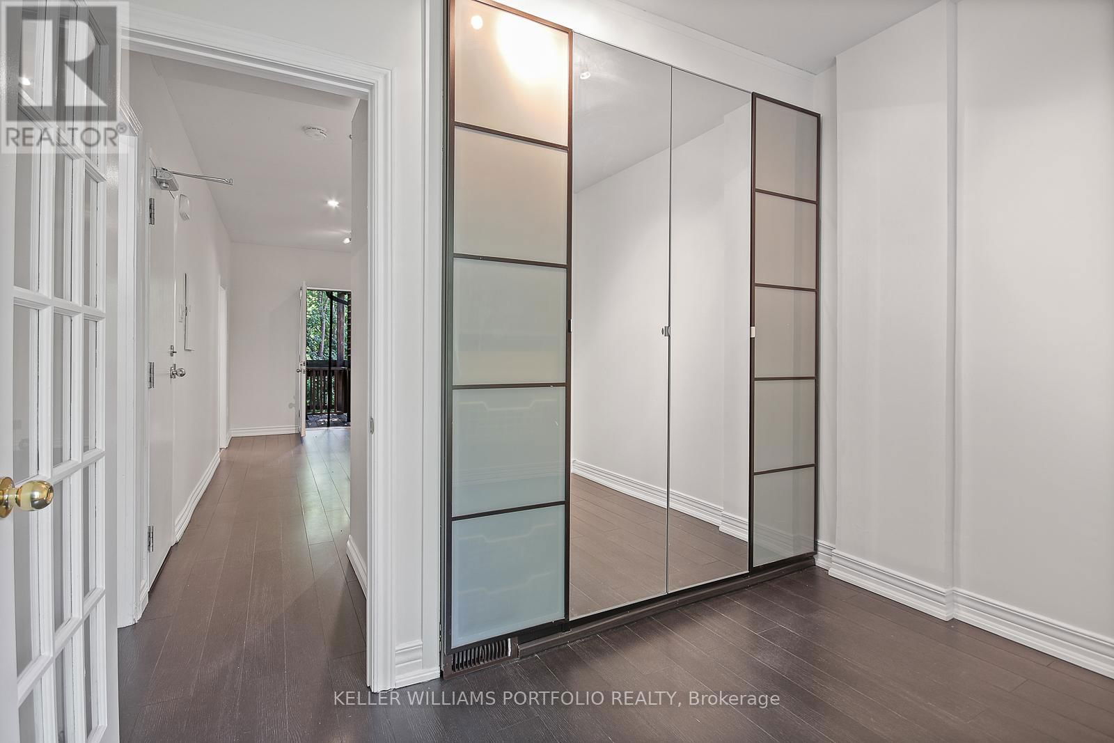 #3 - 35 HUMBERSIDE AVENUE Image 18