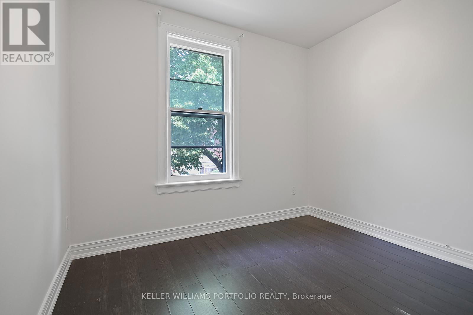 #3 - 35 HUMBERSIDE AVENUE Image 19