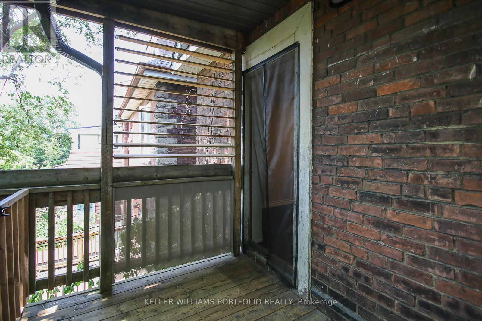 #3 - 35 HUMBERSIDE AVENUE Image 22