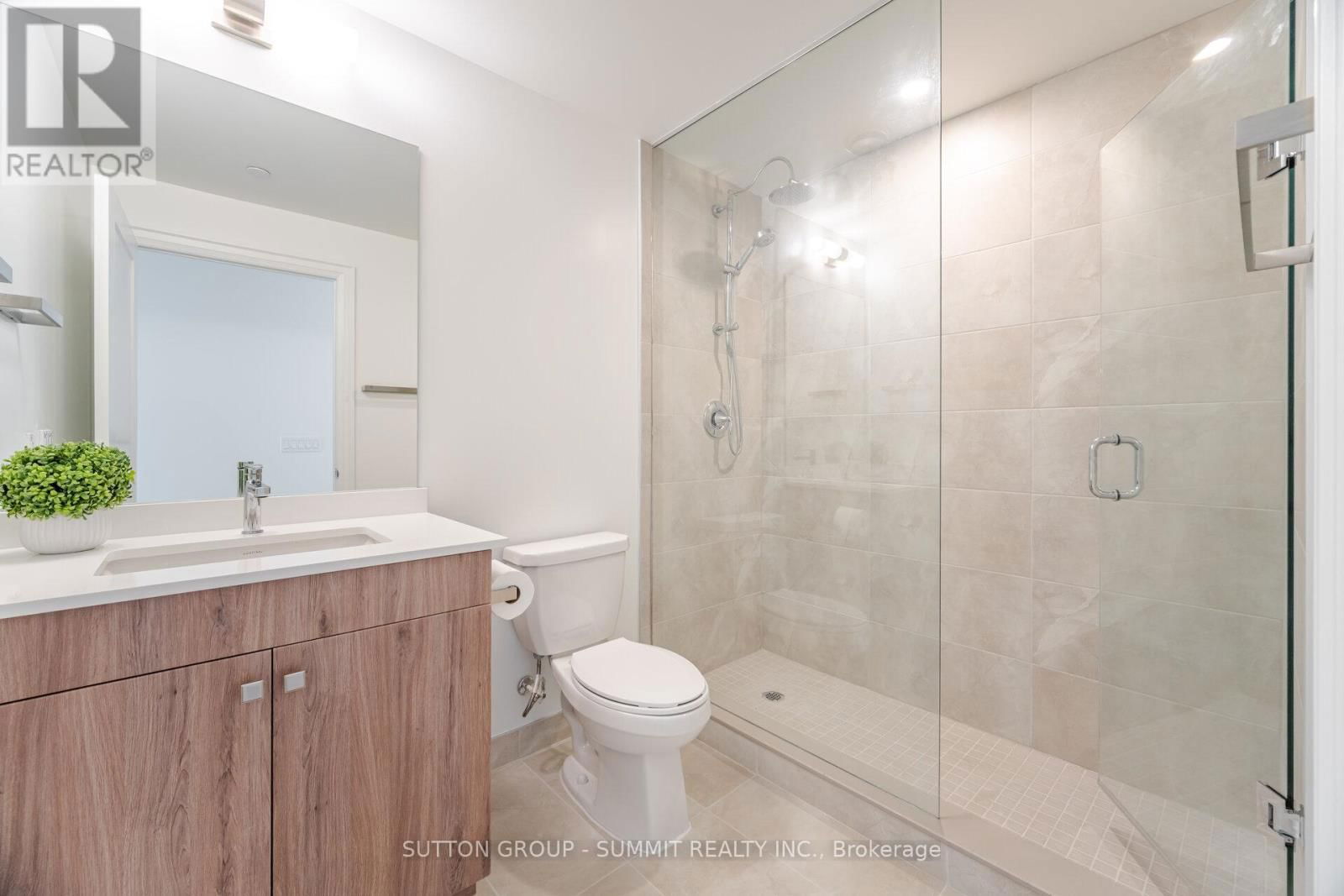 702 - 1035 SOUTHDOWN ROAD Image 34