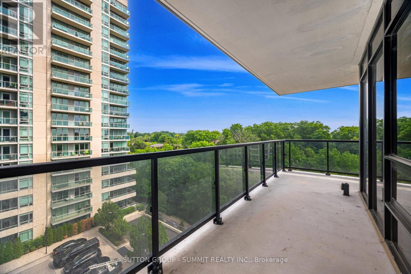 702 - 1035 SOUTHDOWN ROAD Image 41