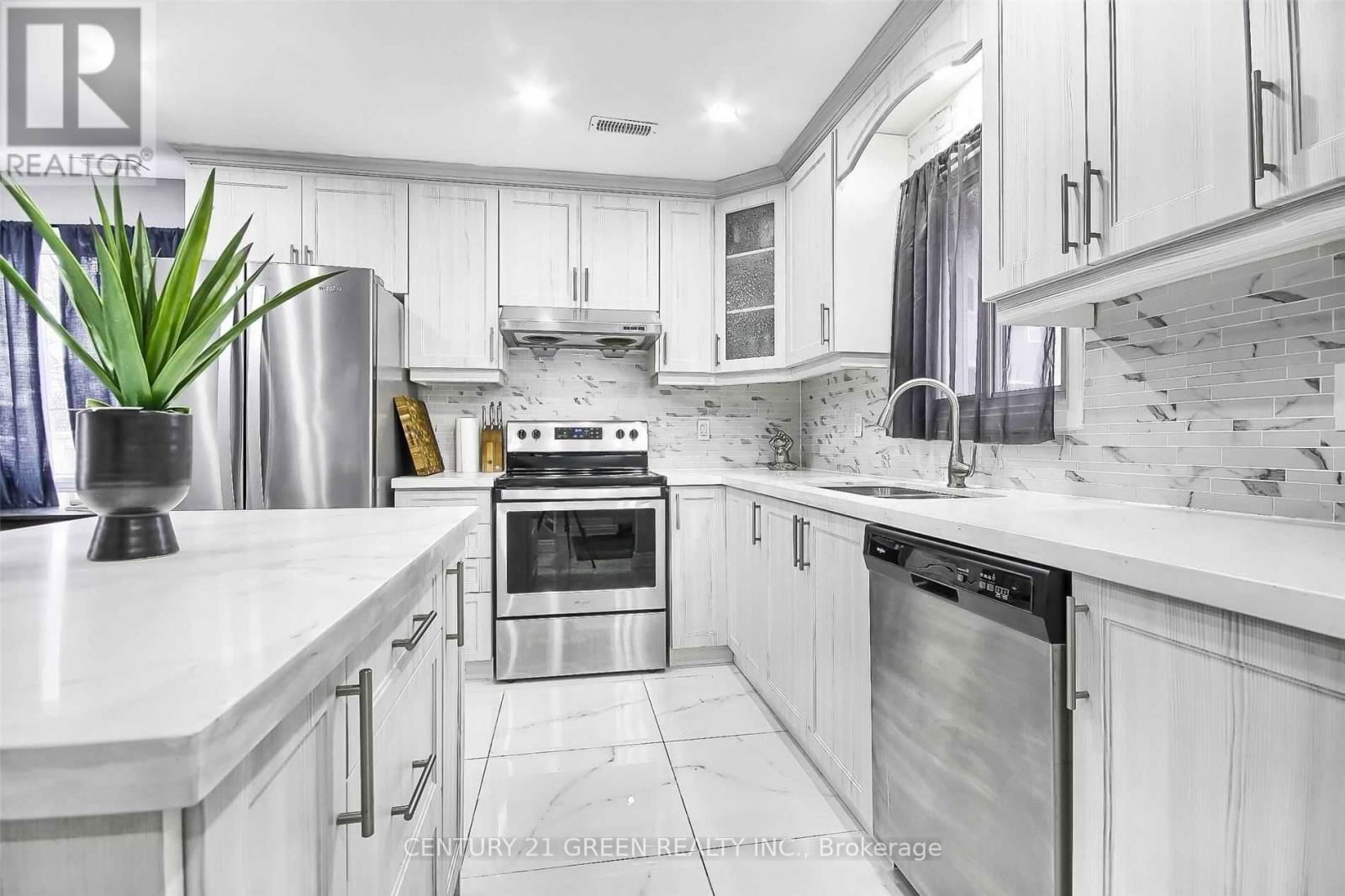 23 HECTOR COURT Image 4