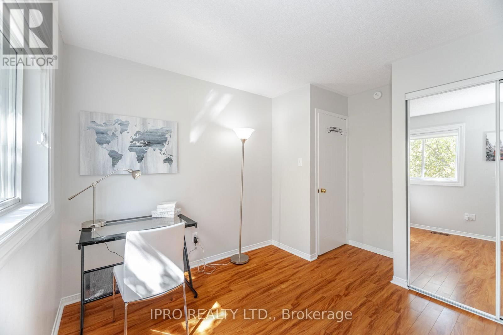 41 - 5659 GLEN ERIN DRIVE WEST Image 32