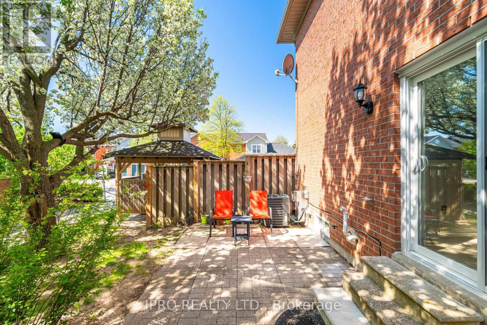 41 - 5659 GLEN ERIN DRIVE WEST Image 44
