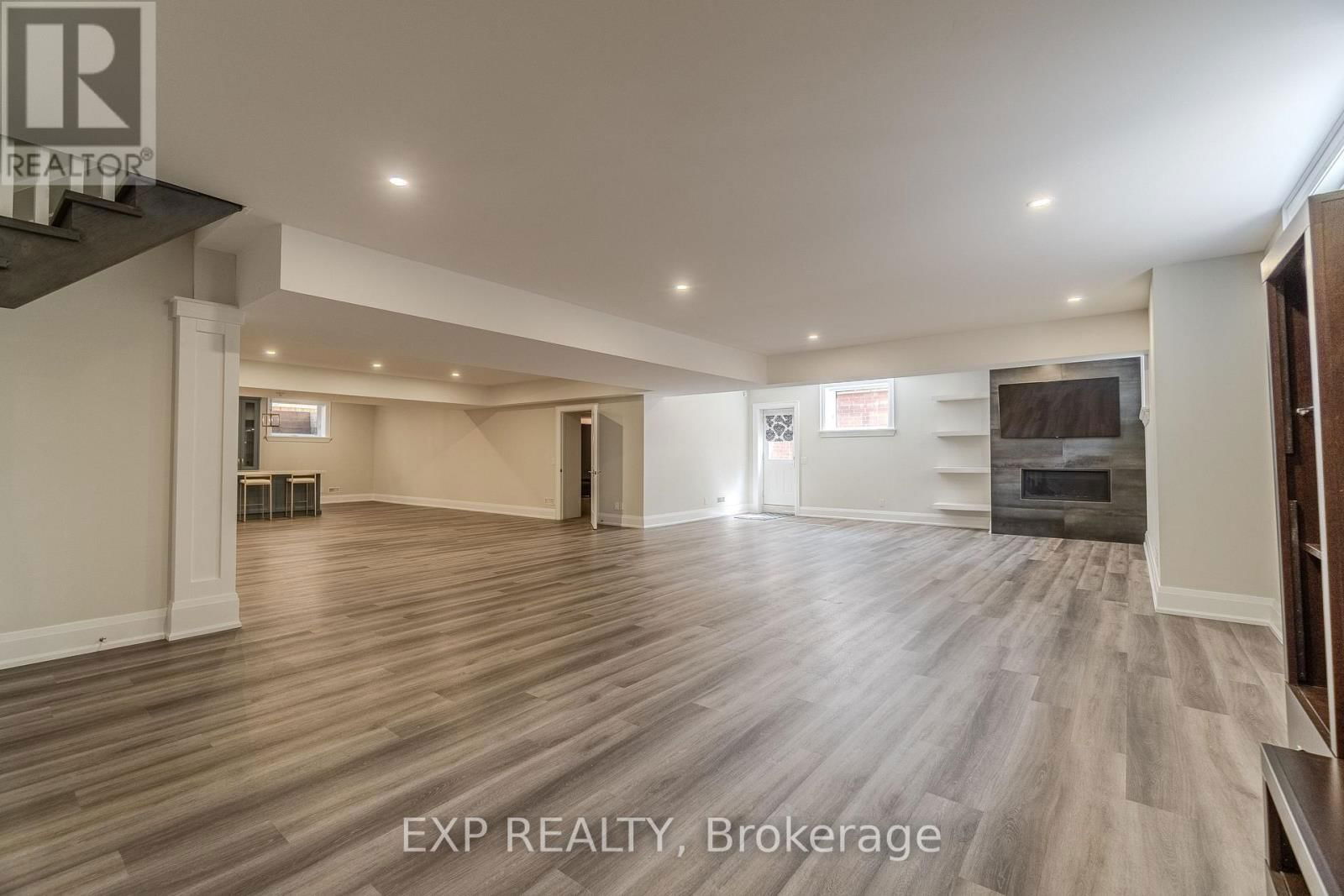 160 WHITE PINES DRIVE Image 31
