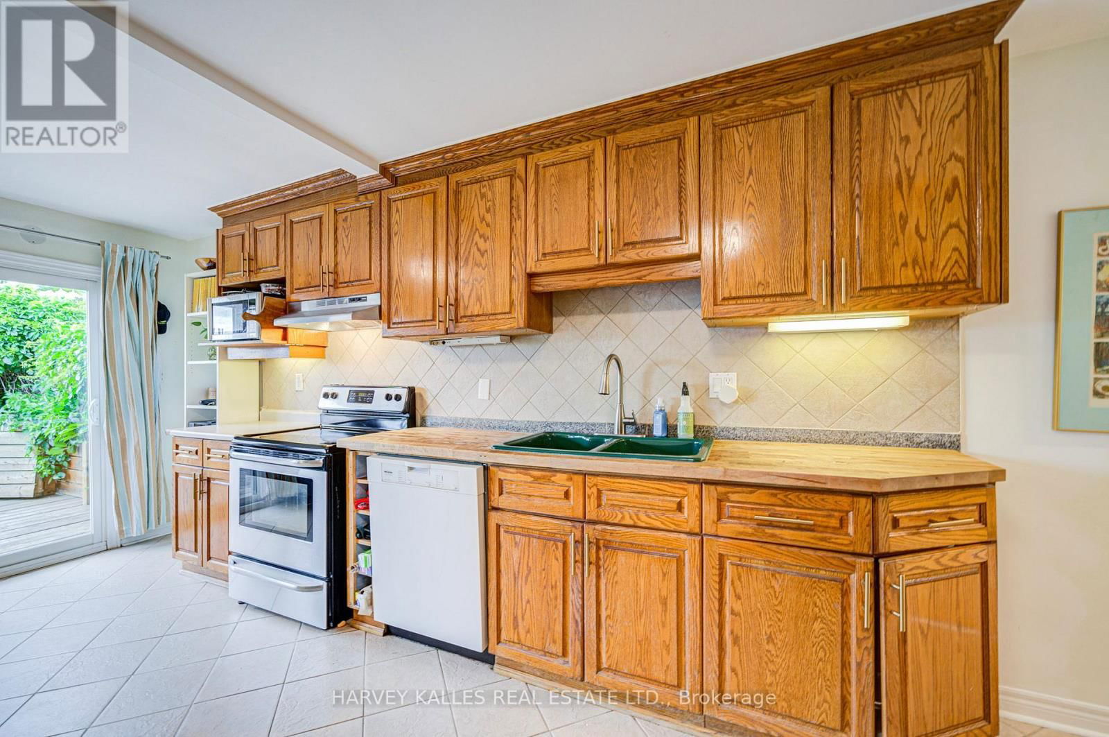 408 SILVERTHORN AVENUE Image 26