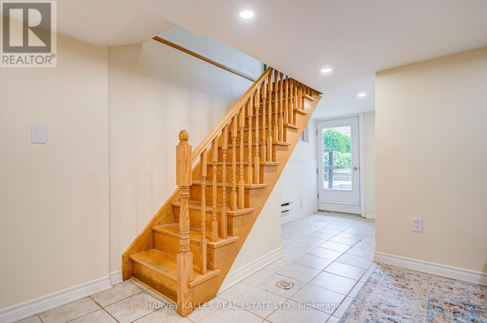 408 SILVERTHORN AVENUE Image 33