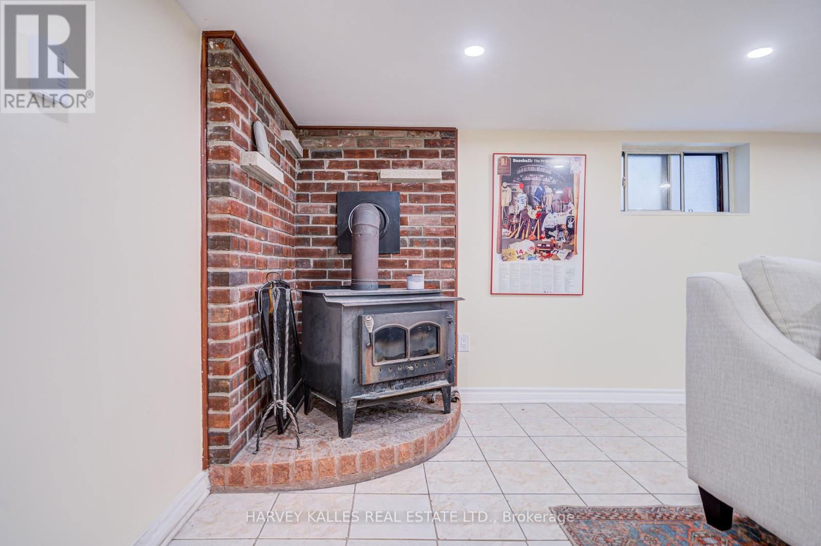 408 SILVERTHORN AVENUE Image 37