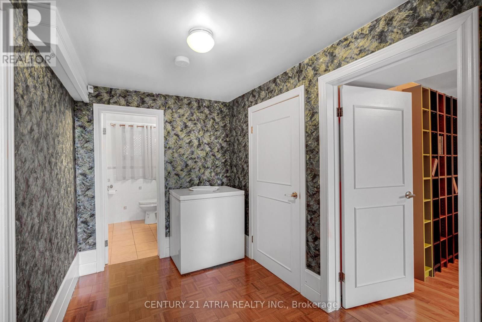 3813 BAYSWATER CRESCENT Image 17