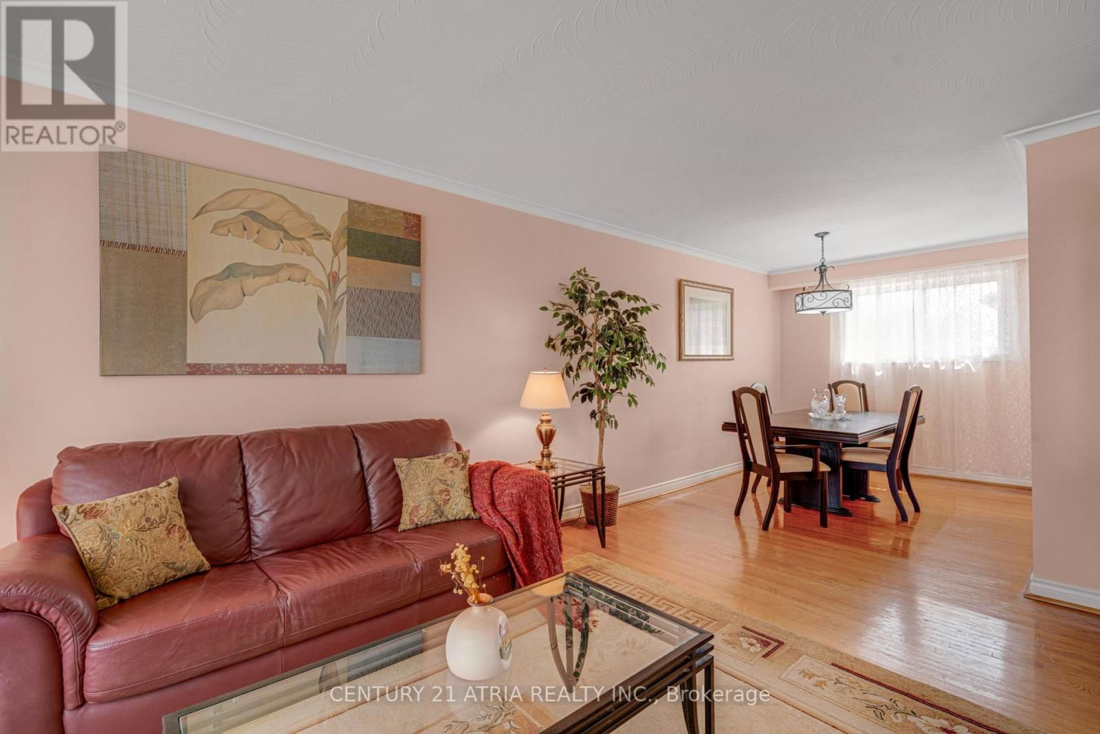 3813 BAYSWATER CRESCENT Image 4