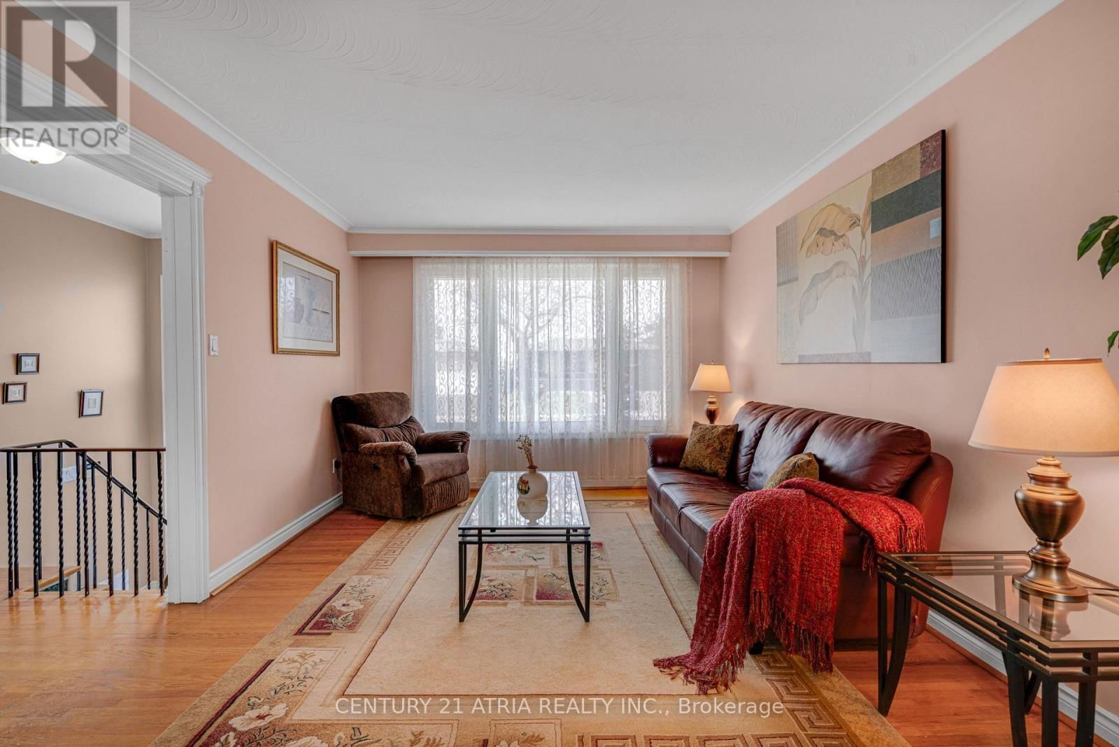 3813 BAYSWATER CRESCENT Image 7