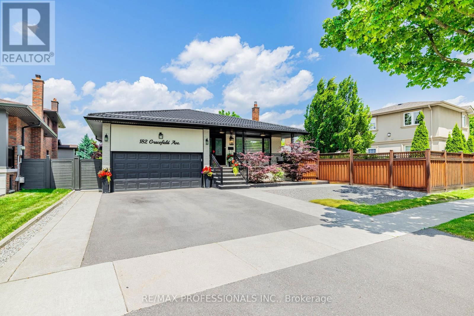 182 GRACEFIELD AVENUE Image 1
