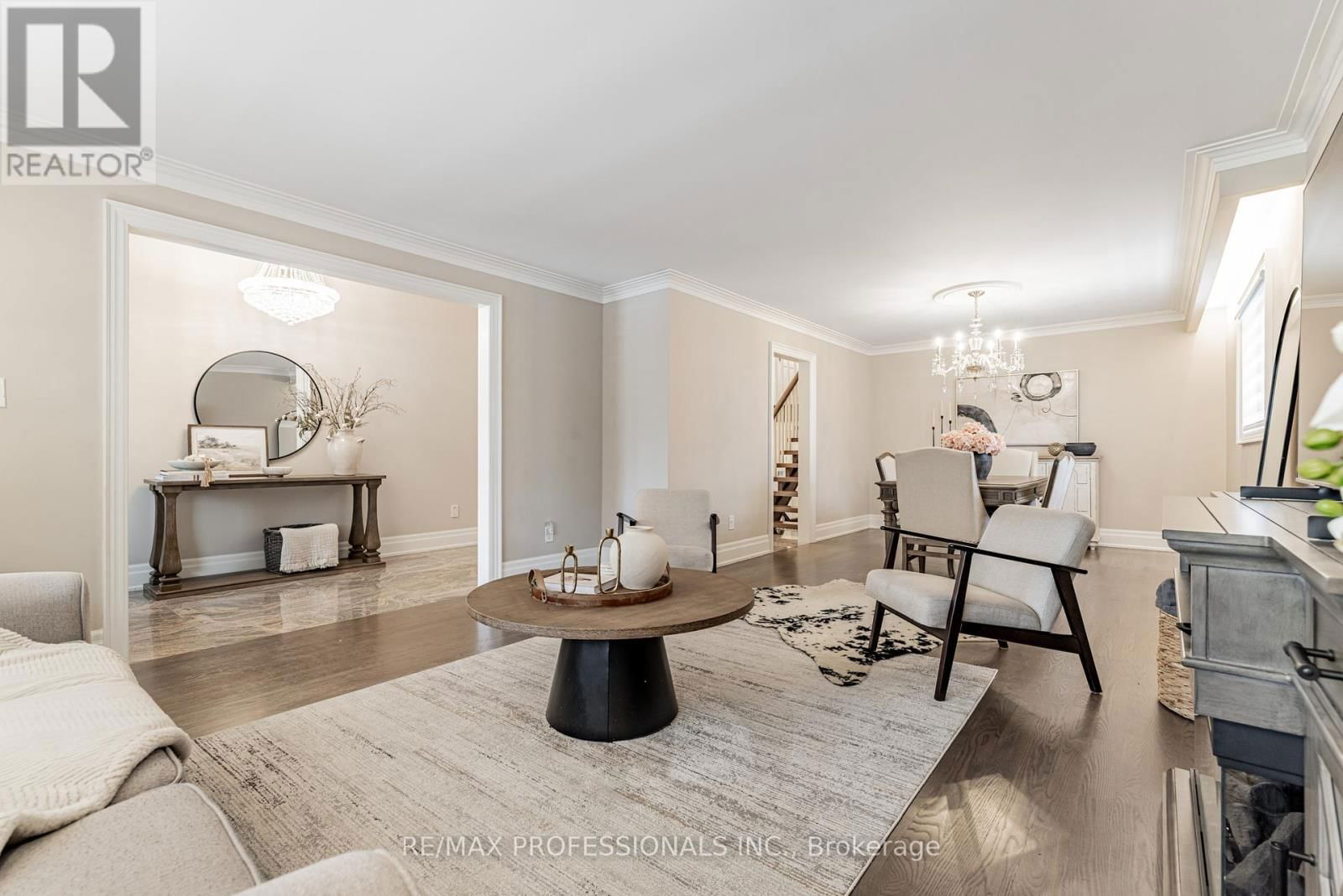 182 GRACEFIELD AVENUE Image 5