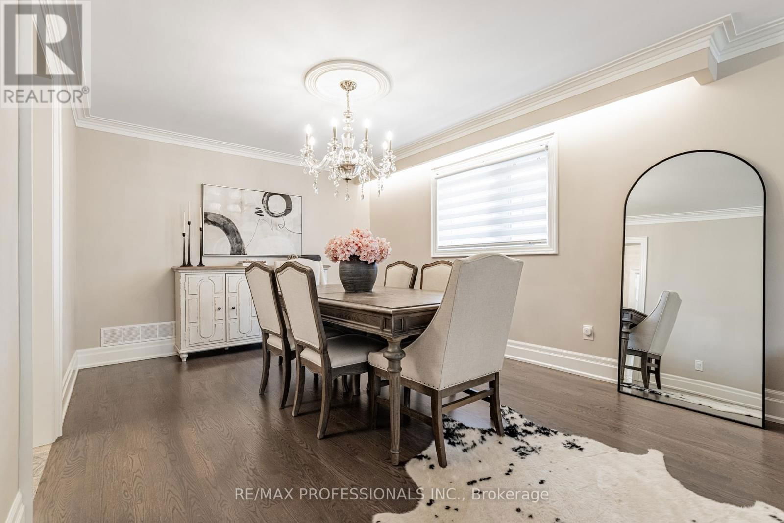 182 GRACEFIELD AVENUE Image 6