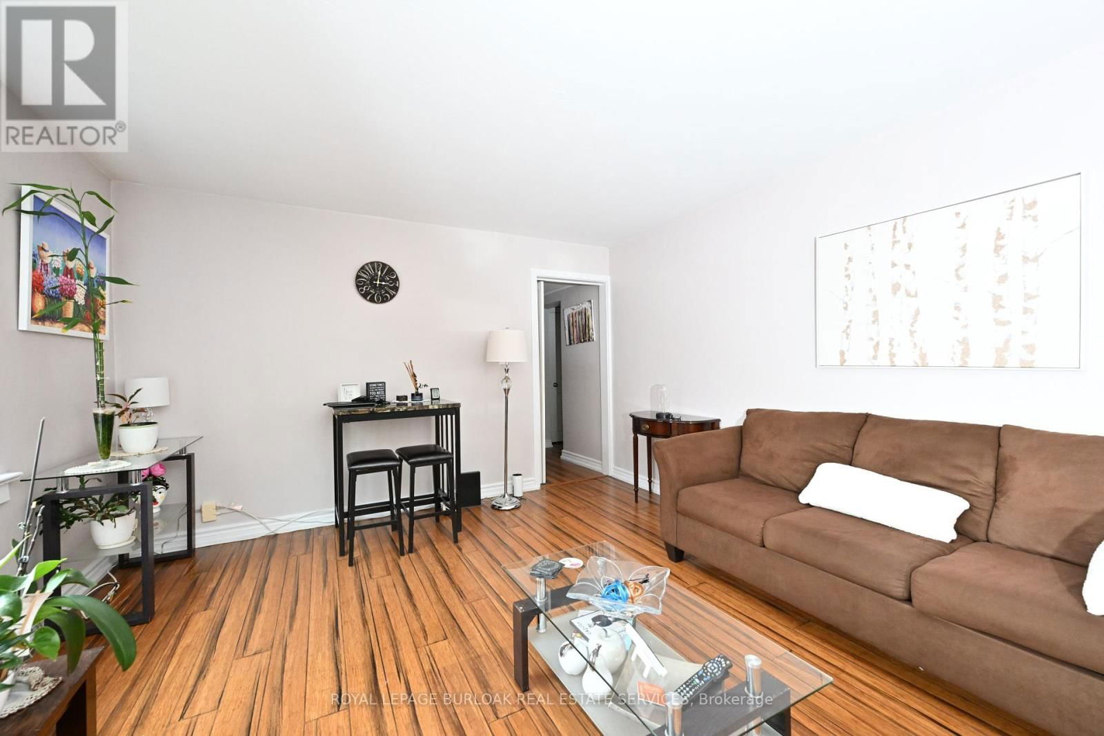 22 - 1349 LAKESHORE ROAD Image 12