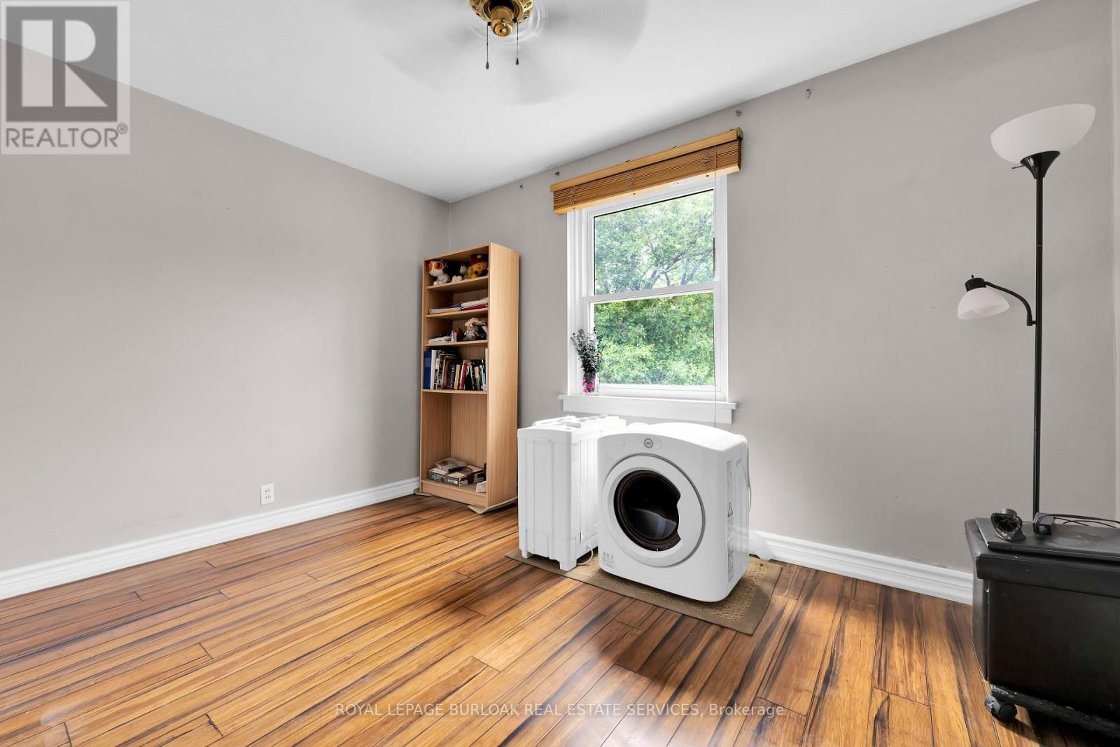 22 - 1349 LAKESHORE ROAD Image 23
