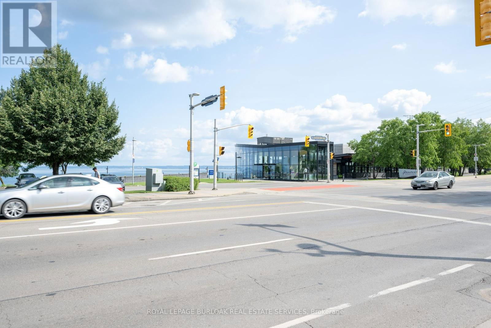 22 - 1349 LAKESHORE ROAD Image 28