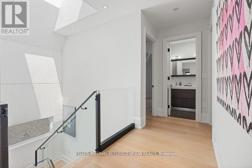 54 CRONIN DRIVE Image 28