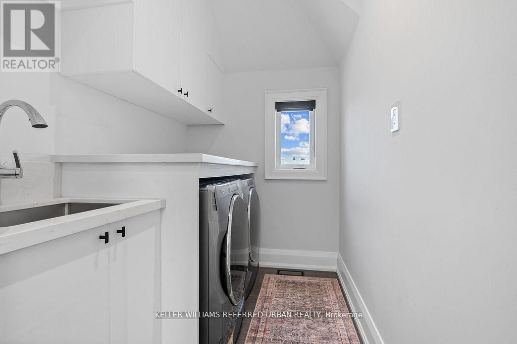 54 CRONIN DRIVE Image 32