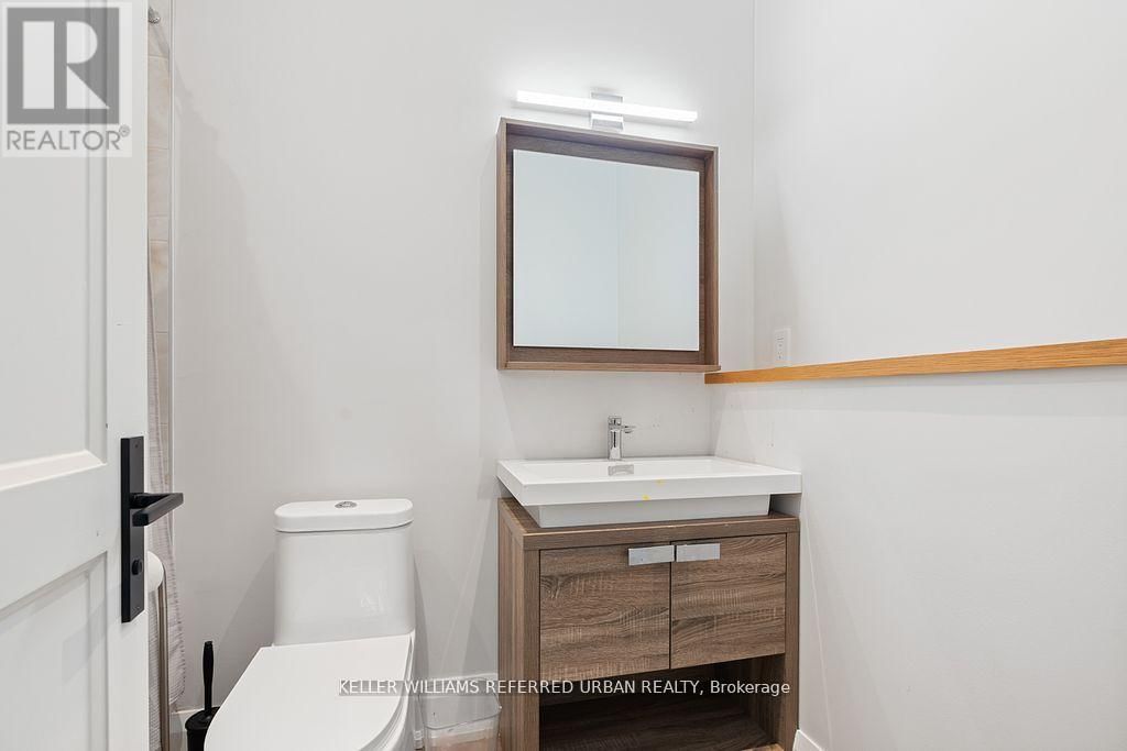 54 CRONIN DRIVE Image 35
