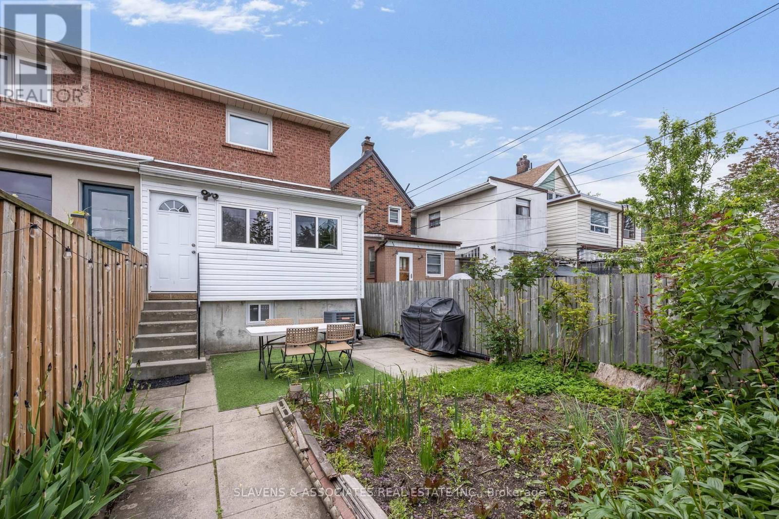 759 SHAW STREET Image 31