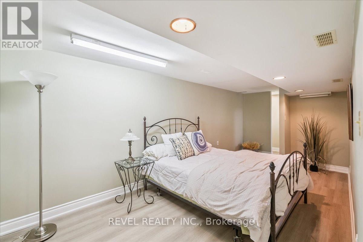 15 IRESON ROAD Image 32