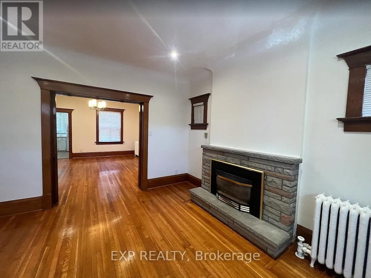 Main - 174 EVELYN AVENUE Image 4