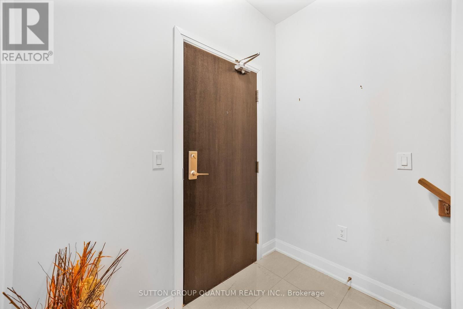201 - 275 ROXTON ROAD Image 2