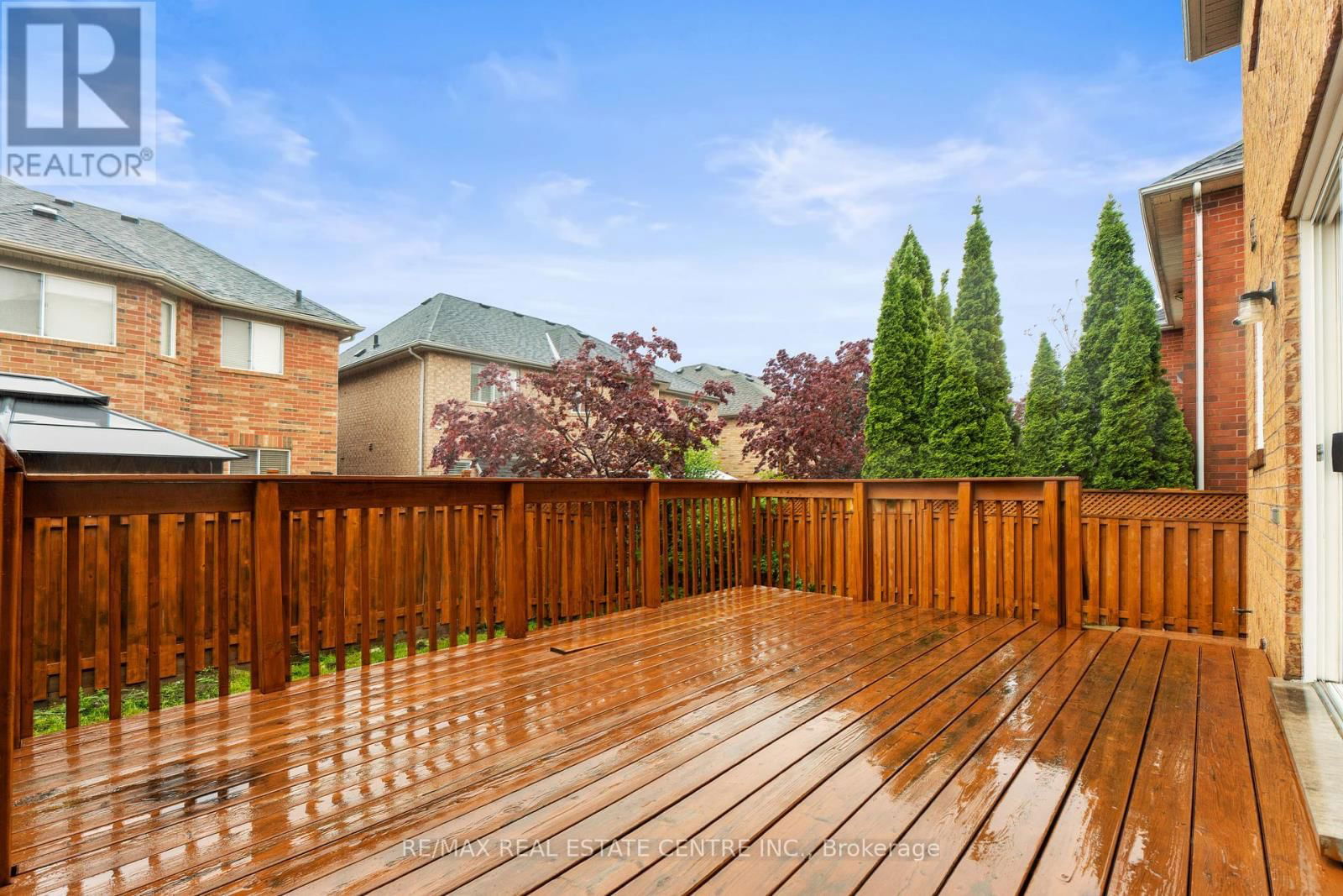 11 BRIARDALE ROAD Image 45