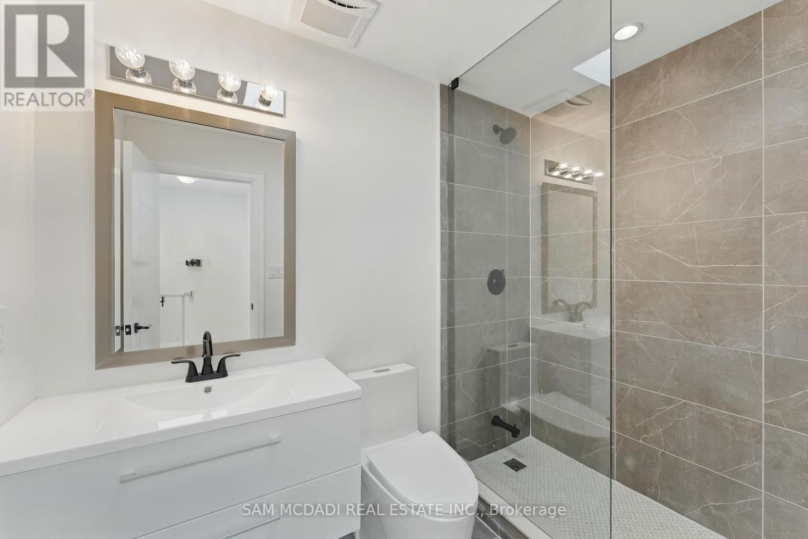 1037 MEREDITH AVENUE Image 27