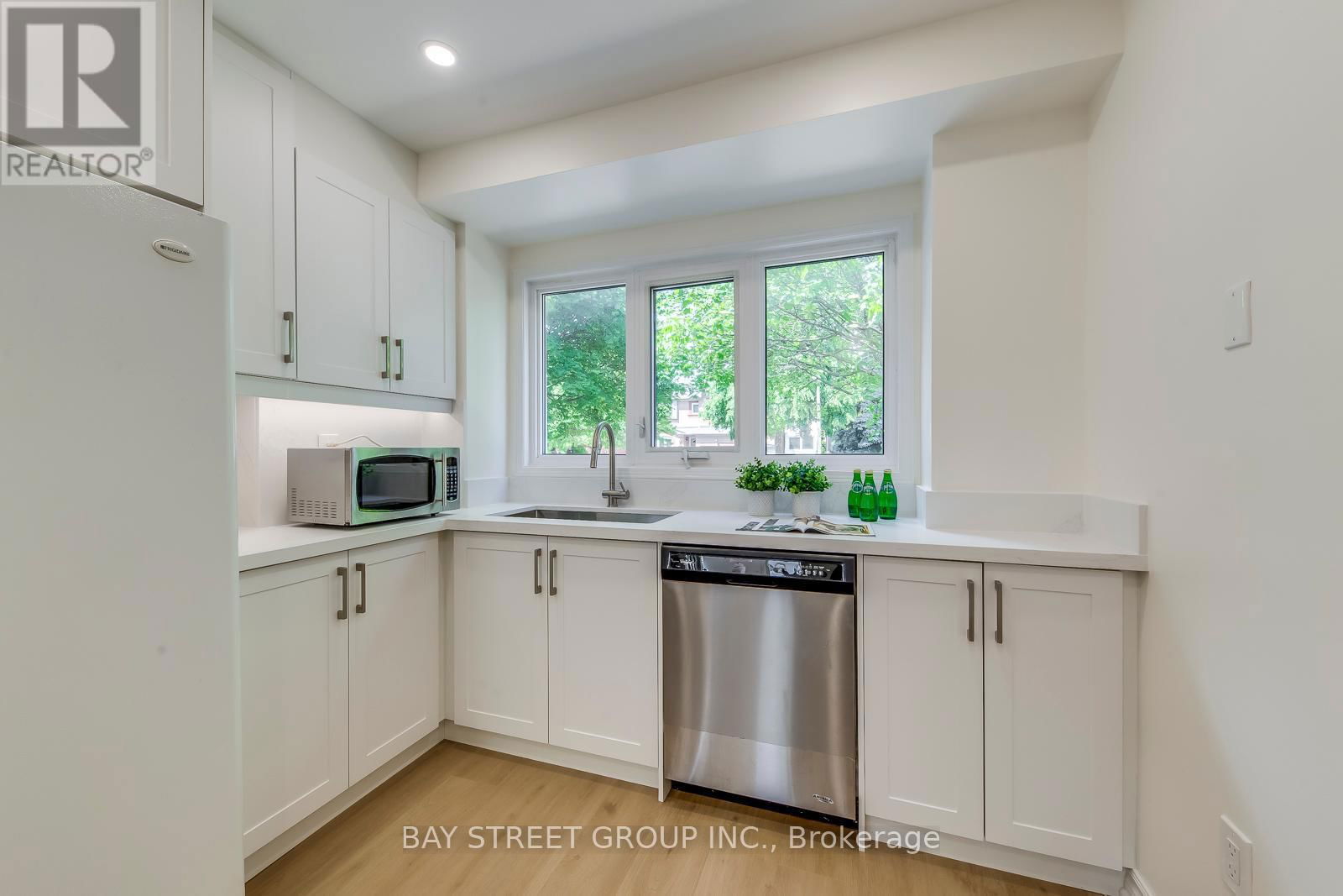 1106 BEECHNUT ROAD Image 6