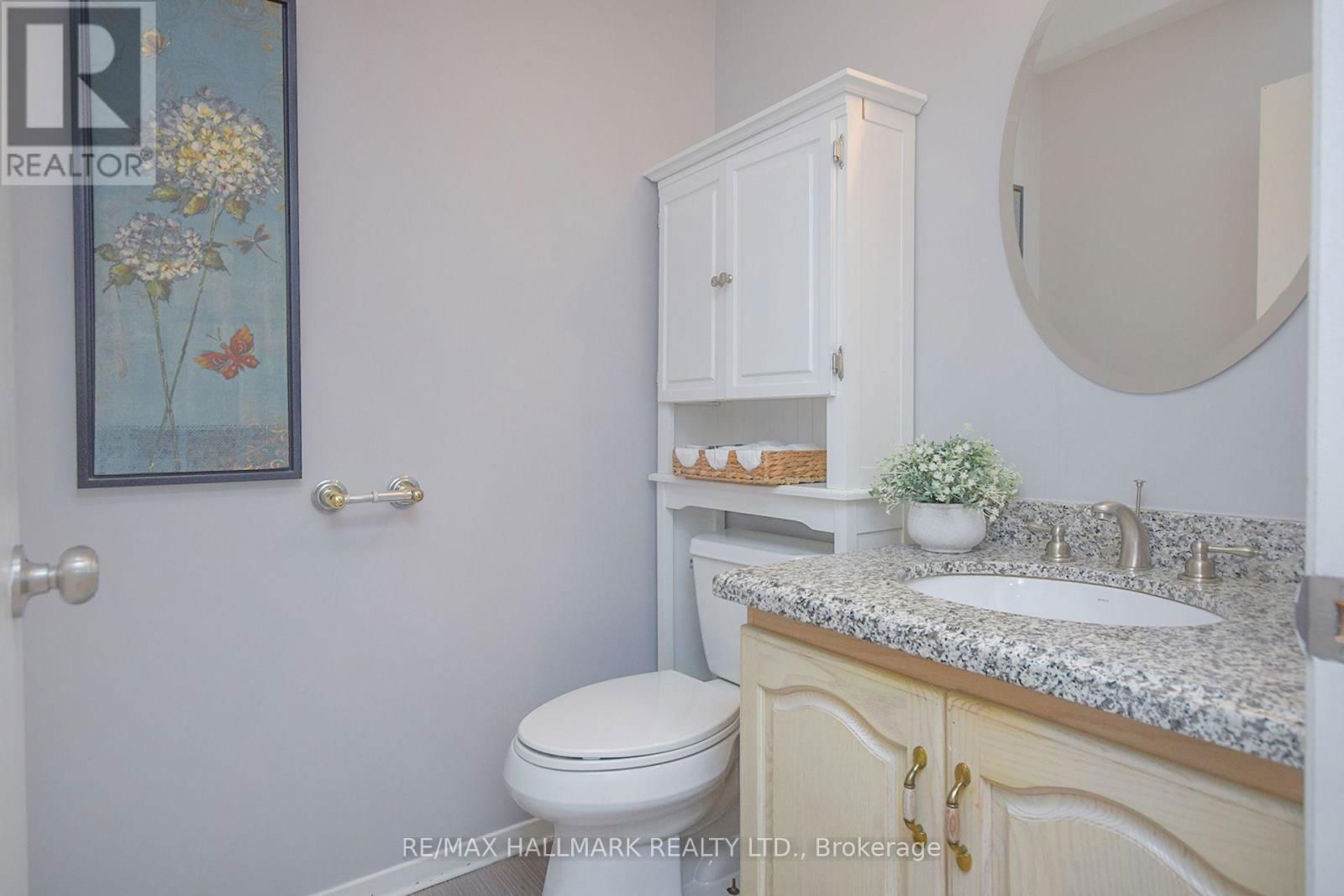 1400 KENMUIR AVENUE Image 10