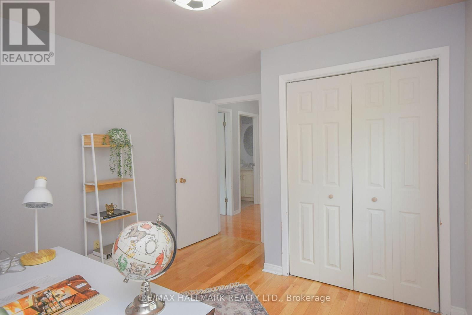 1400 KENMUIR AVENUE Image 12