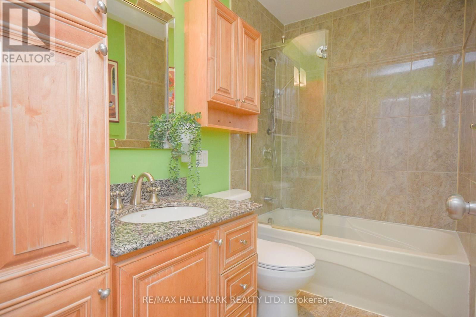 1400 KENMUIR AVENUE Image 16