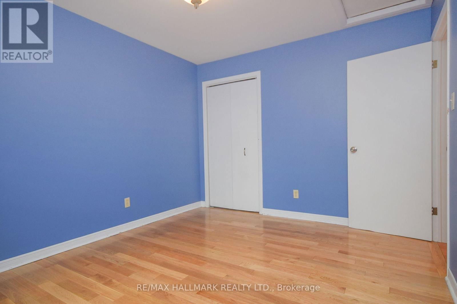 1400 KENMUIR AVENUE Image 18