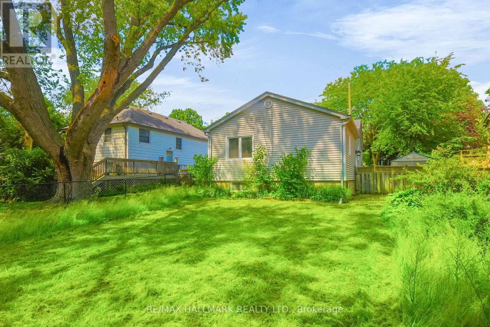1400 KENMUIR AVENUE Image 24
