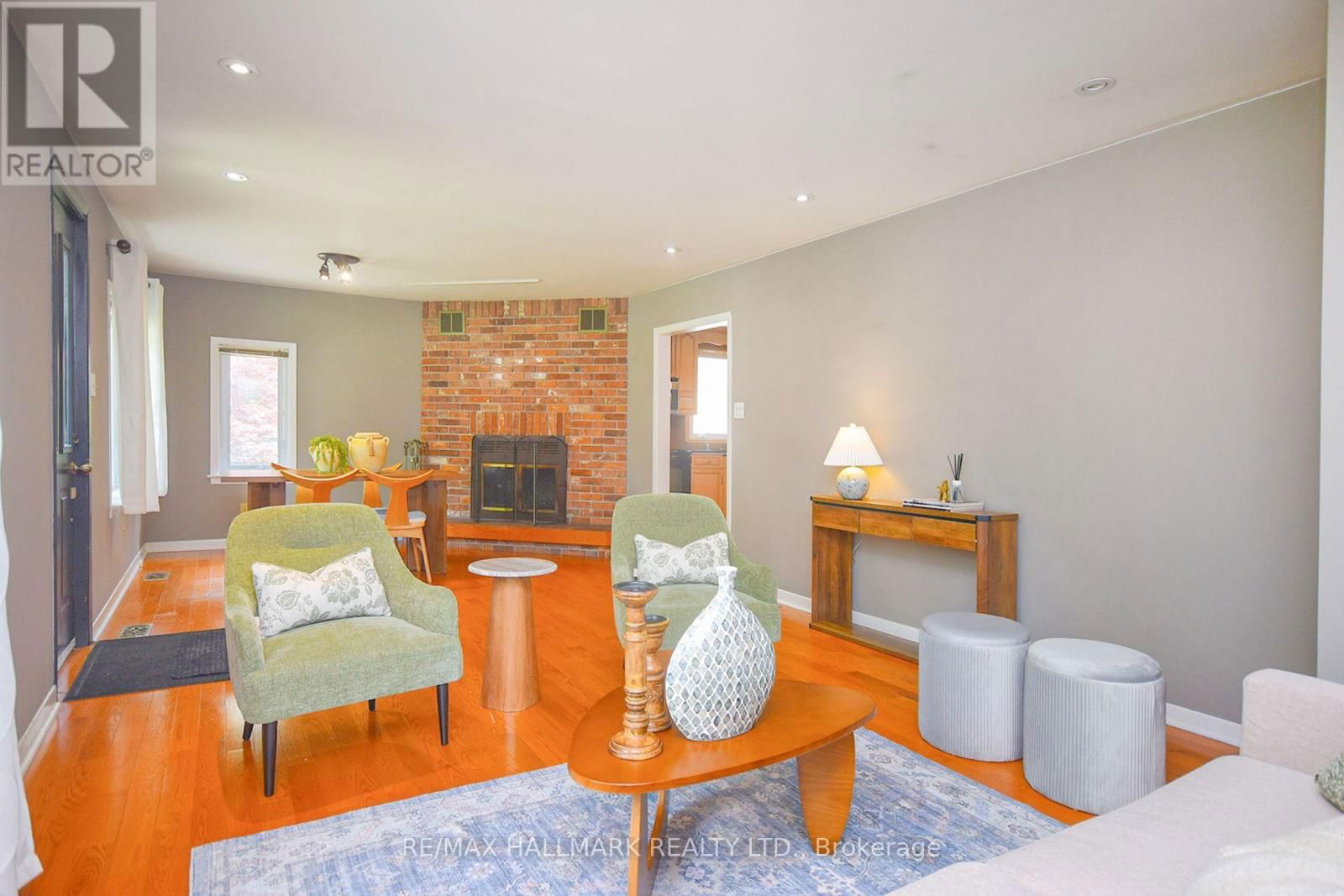 1400 KENMUIR AVENUE Image 5
