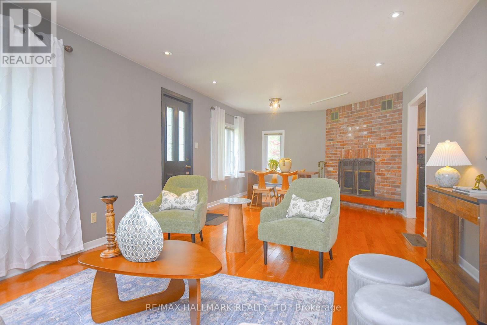 1400 KENMUIR AVENUE Image 6