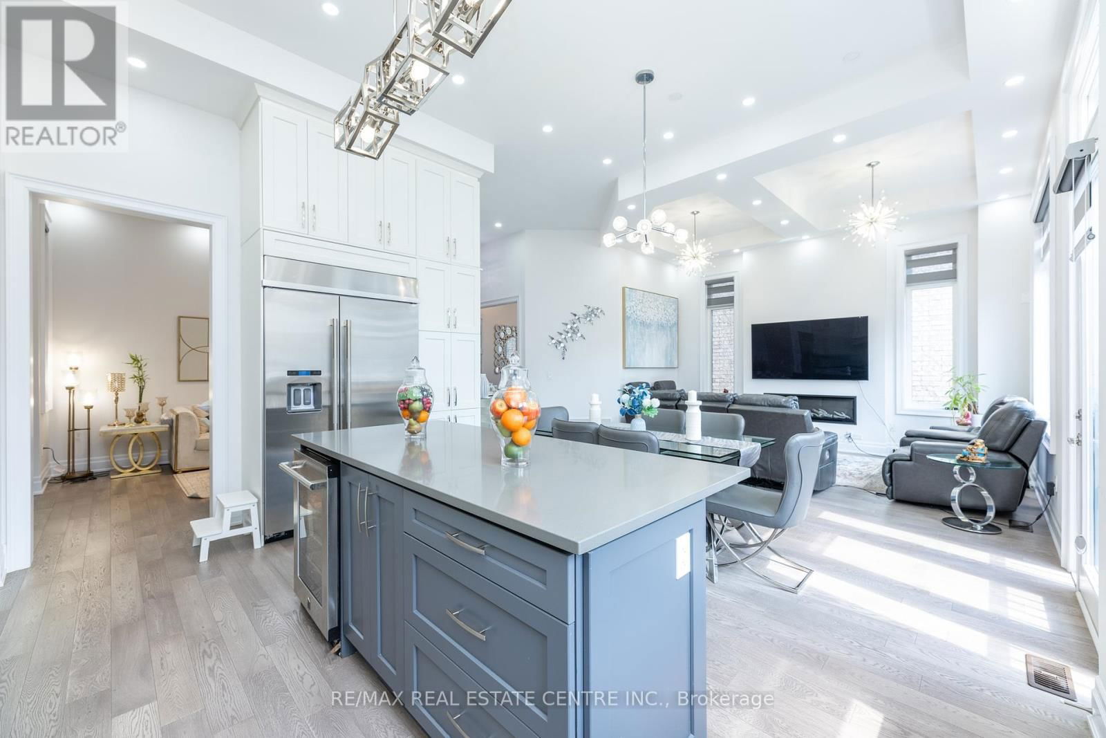 3422 POST ROAD Image 19