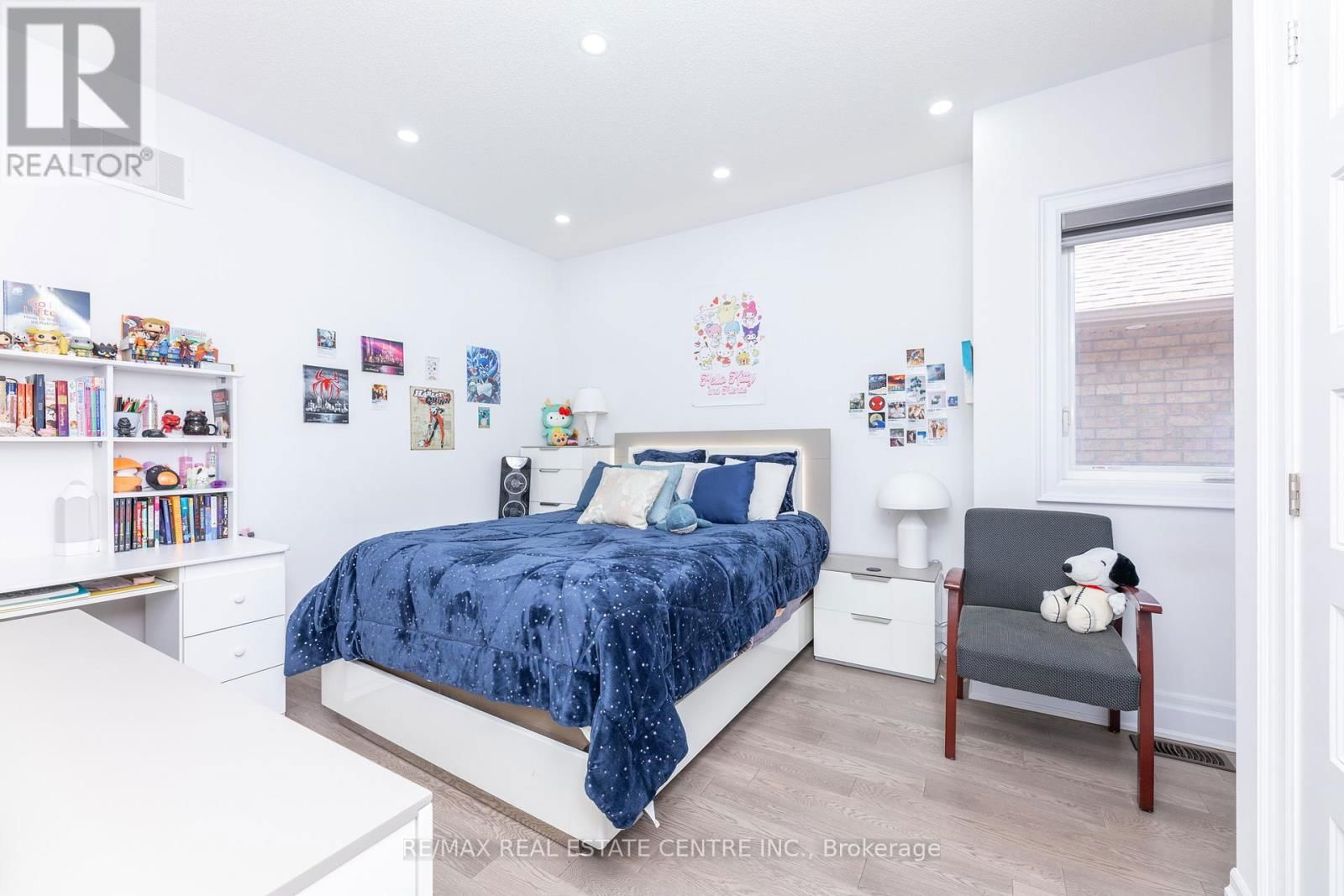 3422 POST ROAD Image 37