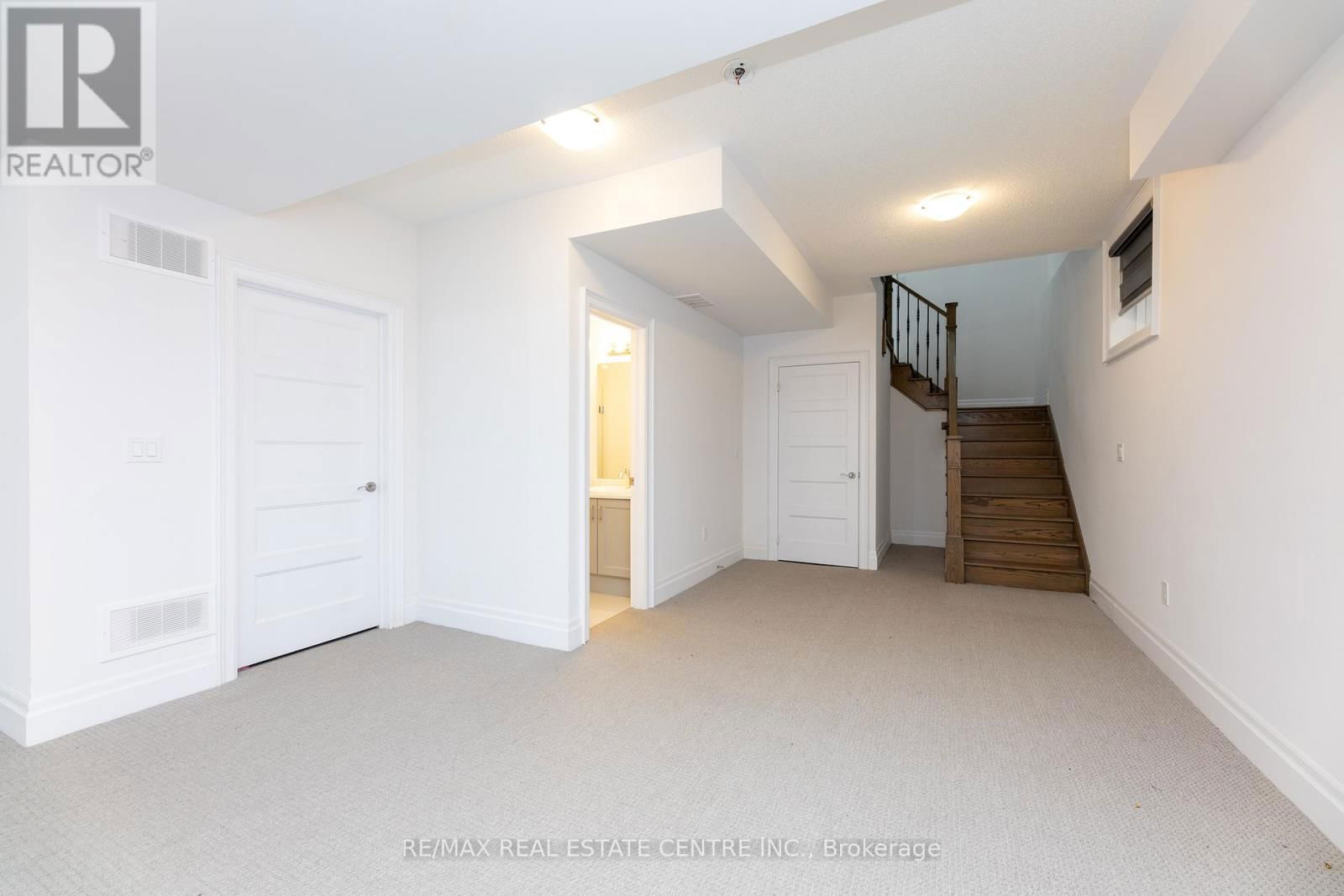 3422 POST ROAD Image 41