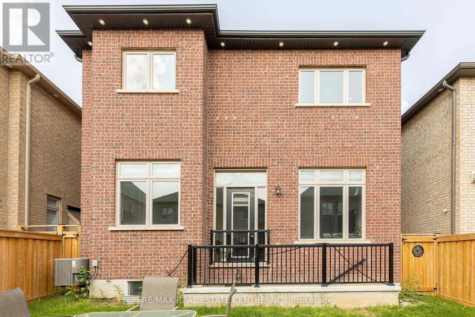 3422 POST ROAD Image 48