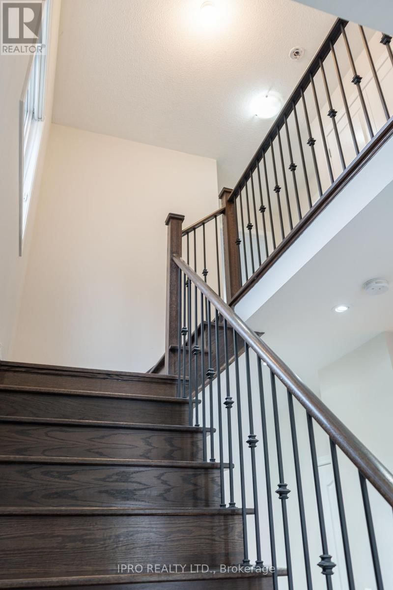 55 SPEEDWELL STREET Image 10
