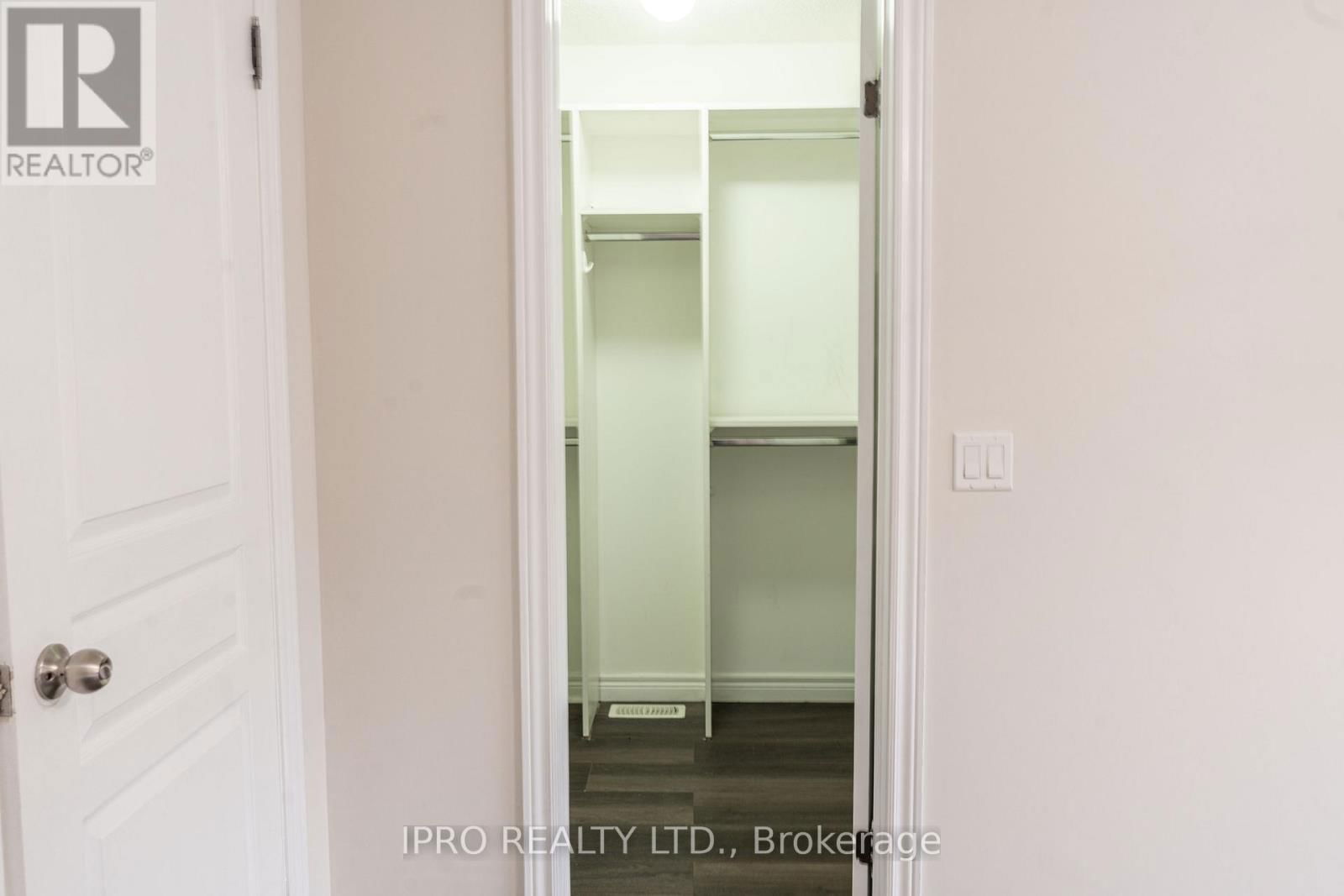 55 SPEEDWELL STREET Image 16