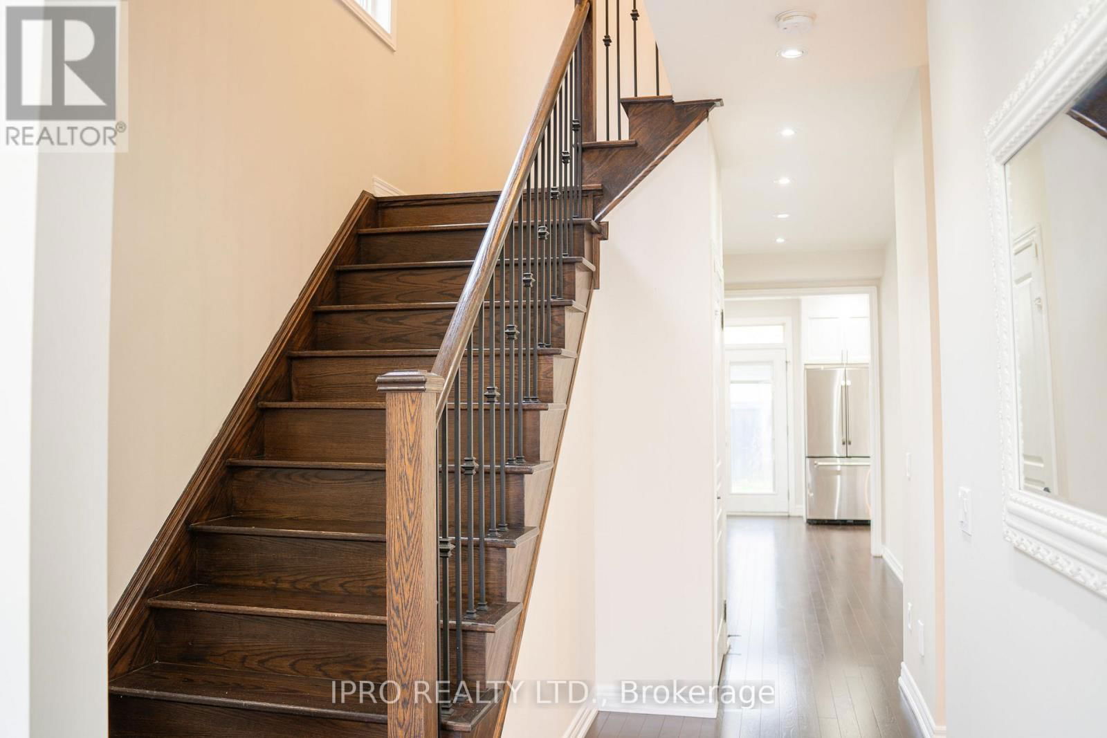 55 SPEEDWELL STREET Image 3