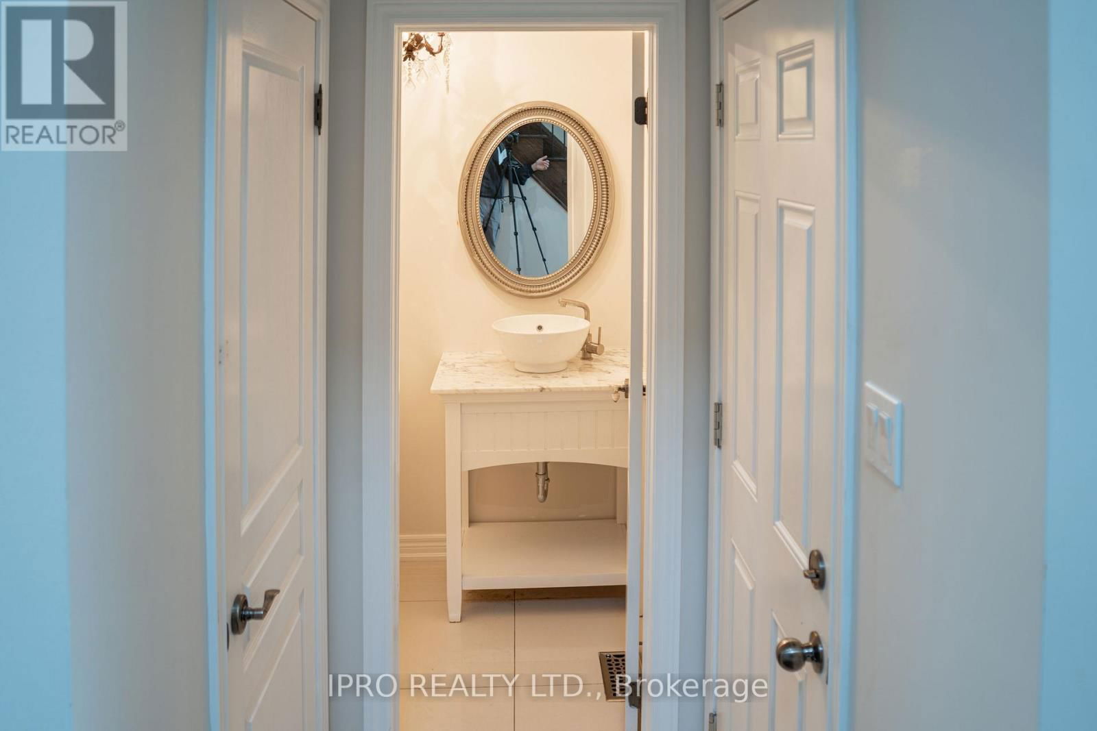 55 SPEEDWELL STREET Image 4