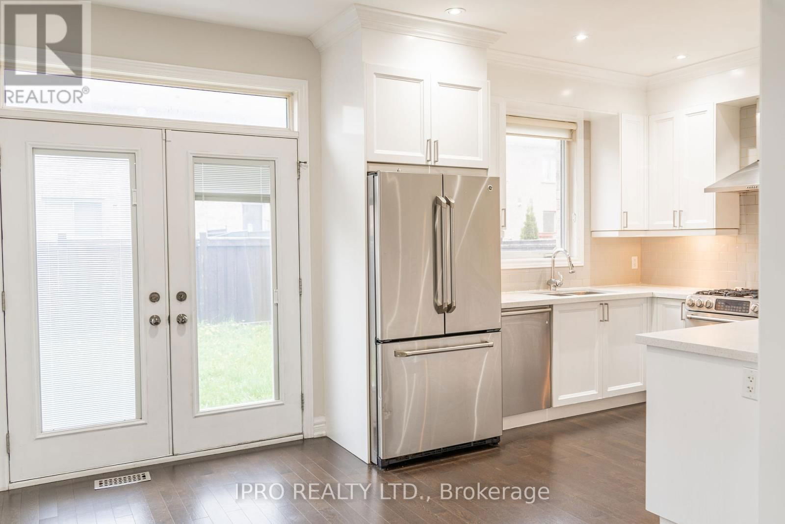 55 SPEEDWELL STREET Image 7