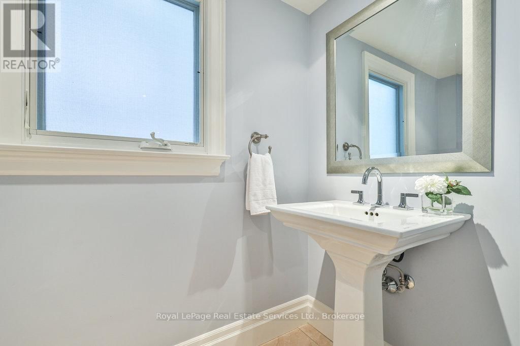 2361 BACCARO ROAD Image 21
