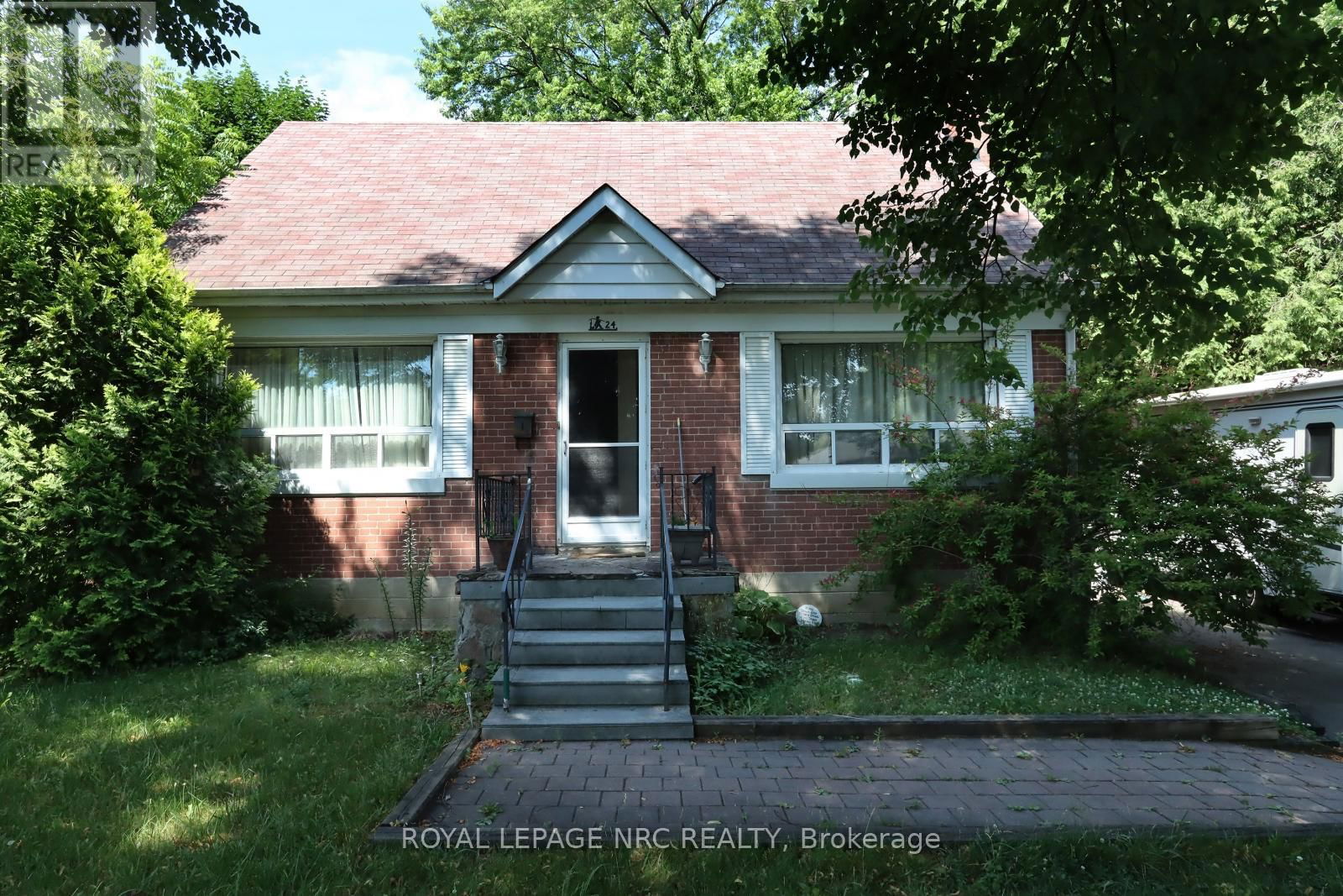 24 ANN ARBOUR ROAD Image 4