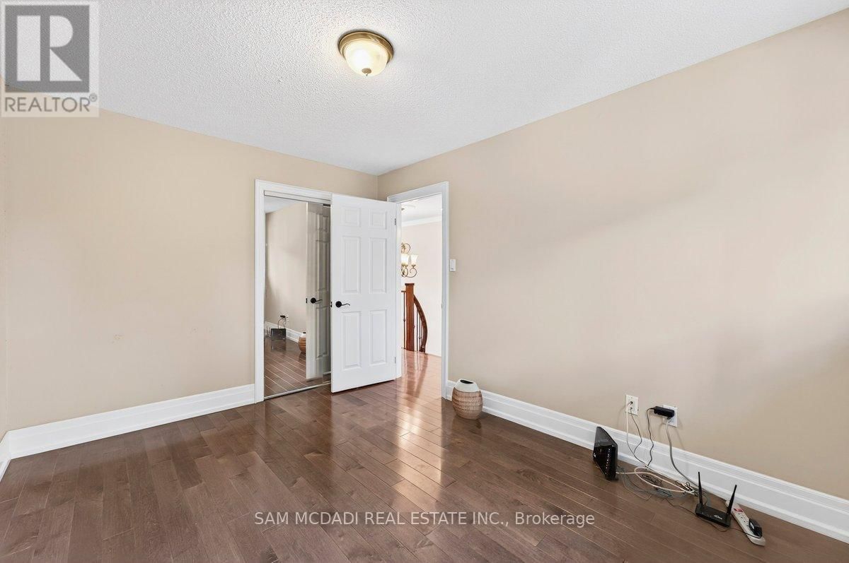1779 FIFESHIRE COURT Image 23